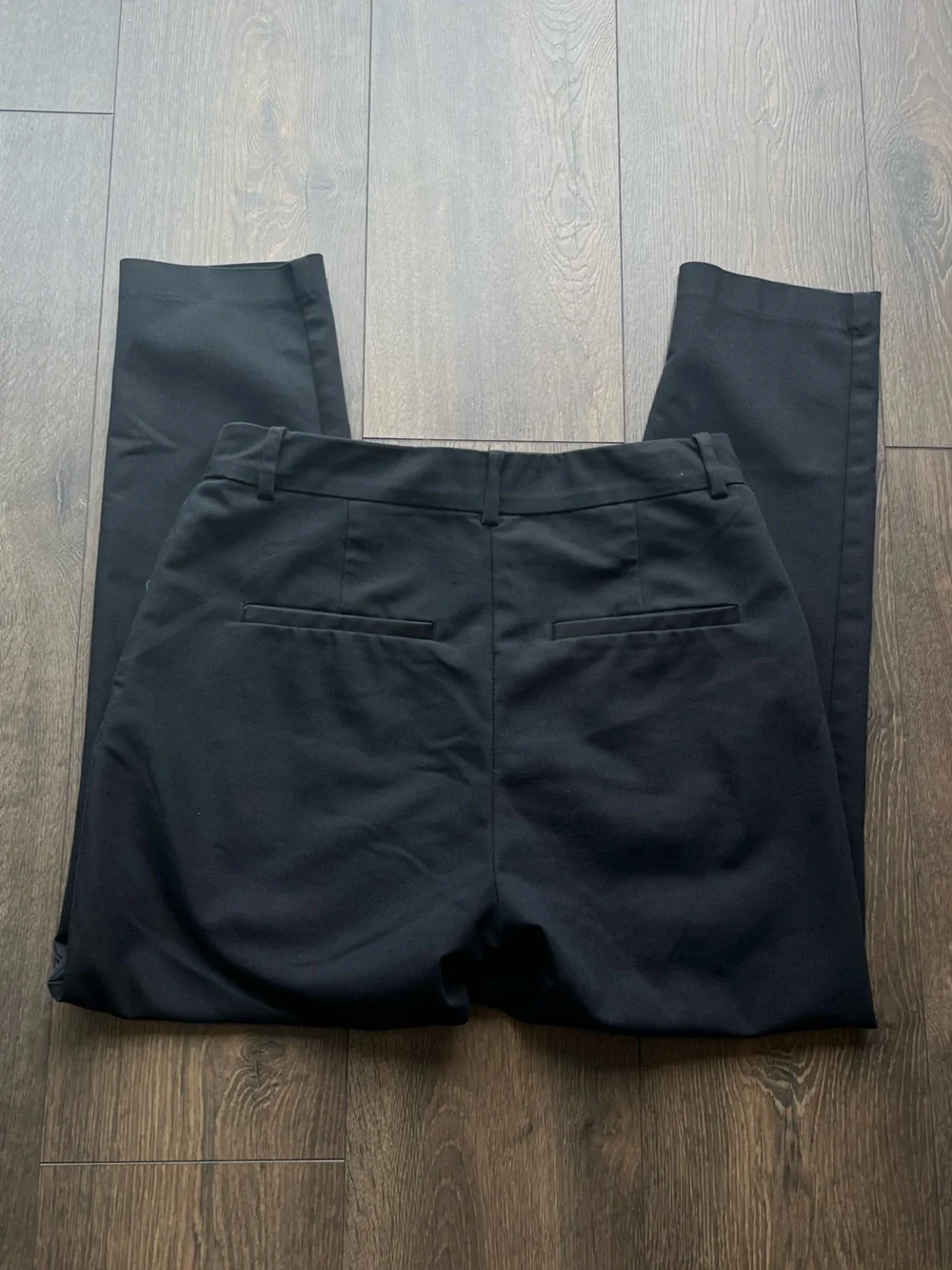 NWOT H&M Slim Tapered Fit Trousers